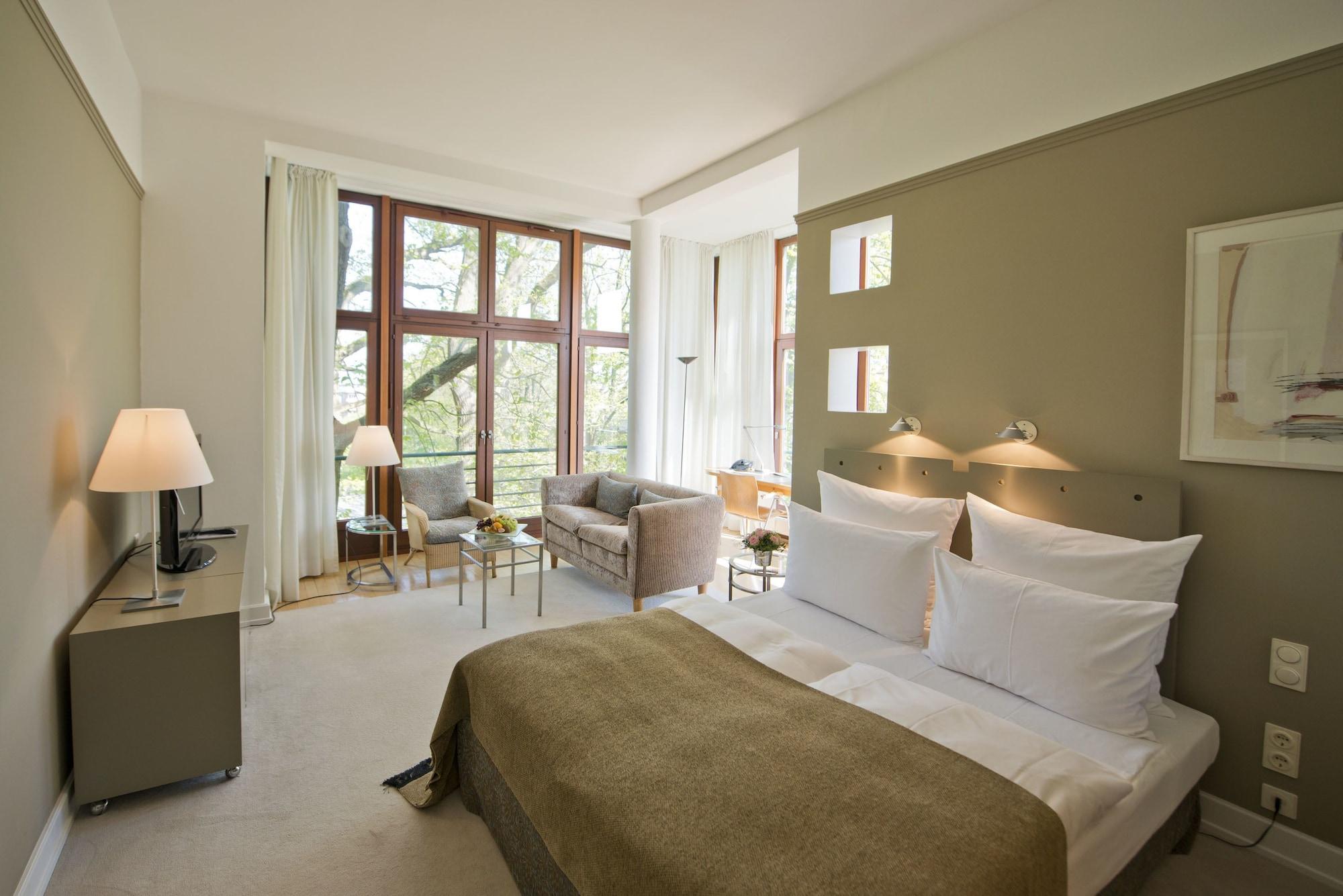 Privathotel Lindtner Хамбург Екстериор снимка A room at the Hotel Axelmannstein
