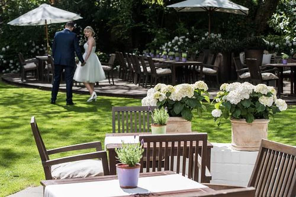 Privathotel Lindtner Хамбург Екстериор снимка The garden