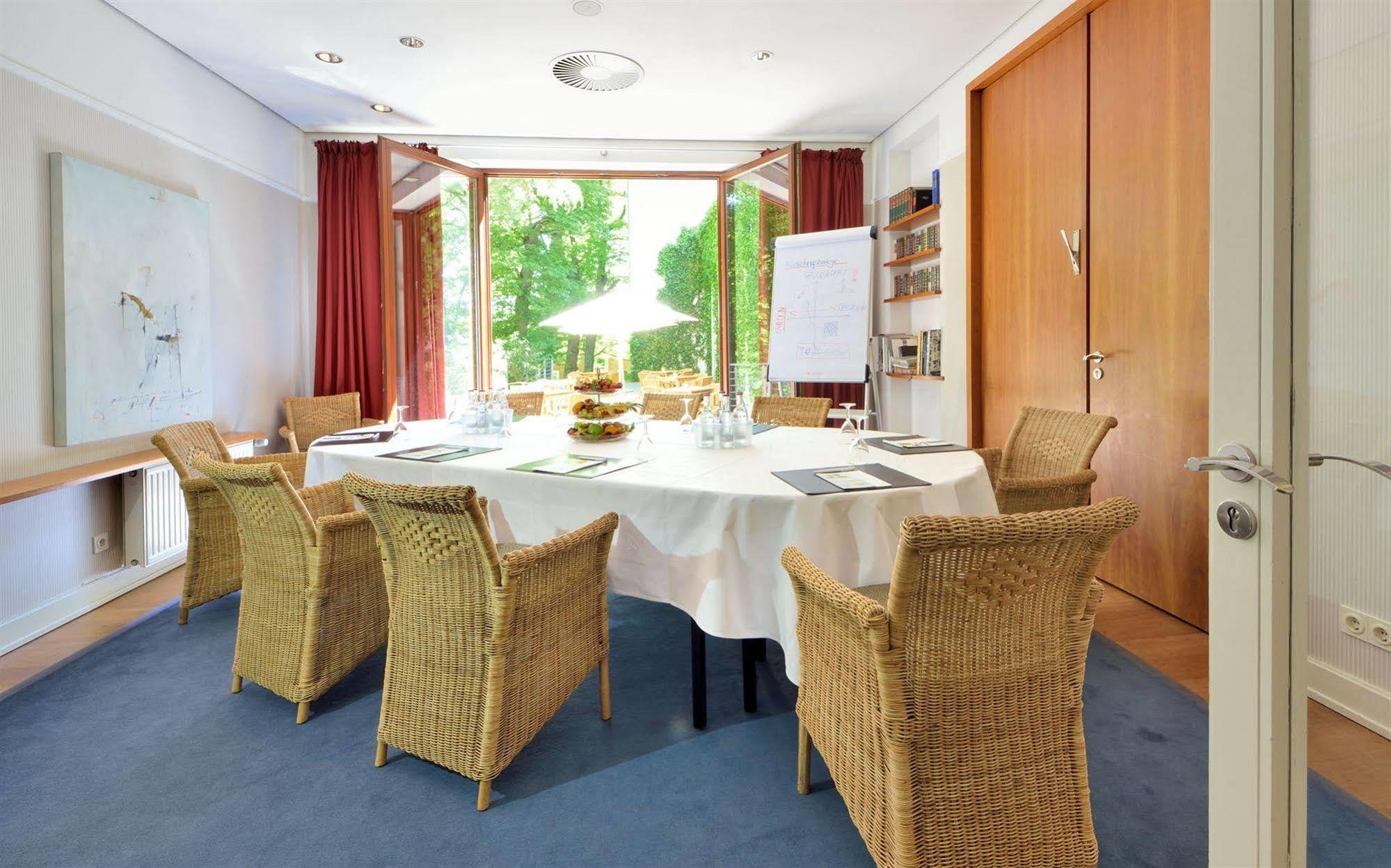 Privathotel Lindtner Хамбург Екстериор снимка Conference room