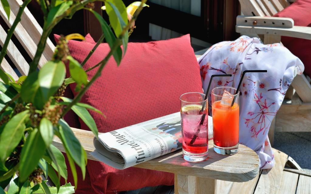 Privathotel Lindtner Хамбург Екстериор снимка A Bellini (right)